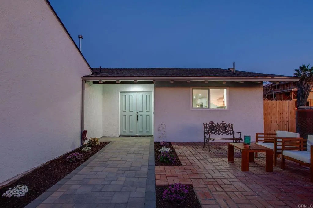 https://cdn.realtyfeed.com/cdn/127/306364353/7f36abcf0940e321e5d50c9d49e201f0.webp