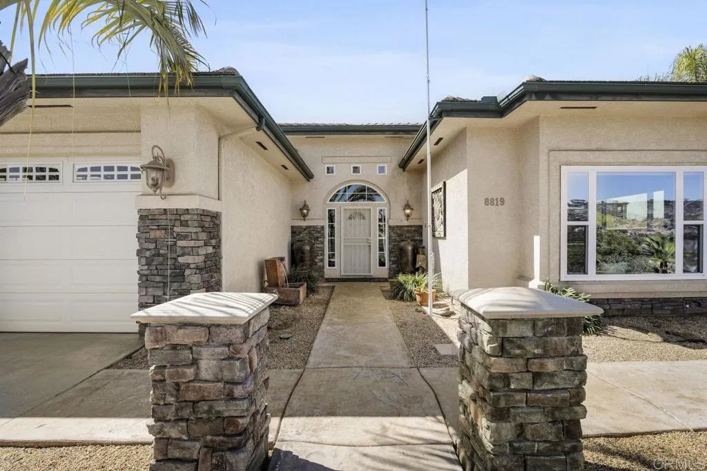 https://cdn.realtyfeed.com/cdn/127/306364405/9c88fb73040436ad3469000e541b5a12.webp