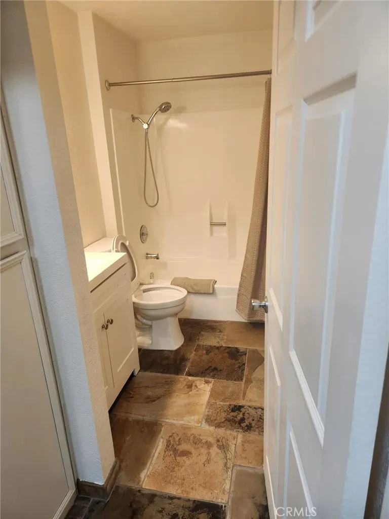 https://cdn.realtyfeed.com/cdn/127/306364538/a1e933880b1a3eb63df3e5e131096598.webp