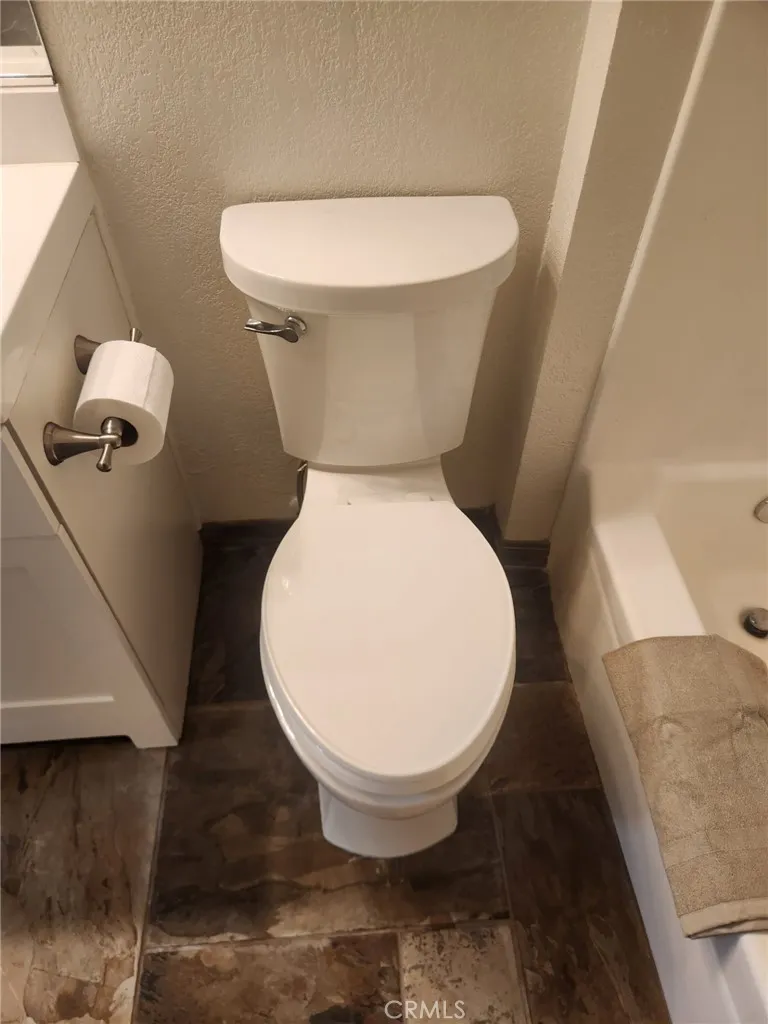 https://cdn.realtyfeed.com/cdn/127/306364538/b0ffbe5a4afd1906d2836dca45d94288.webp