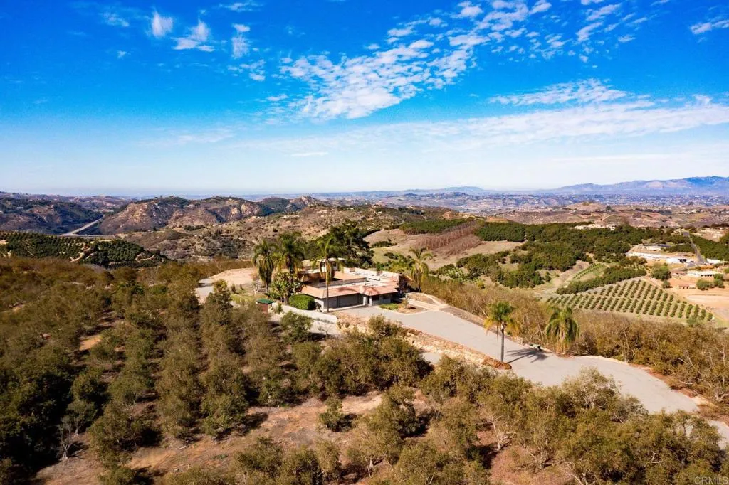 https://cdn.realtyfeed.com/cdn/127/306364604/0b1c31029b682602cdd8114dbe4c4900.webp