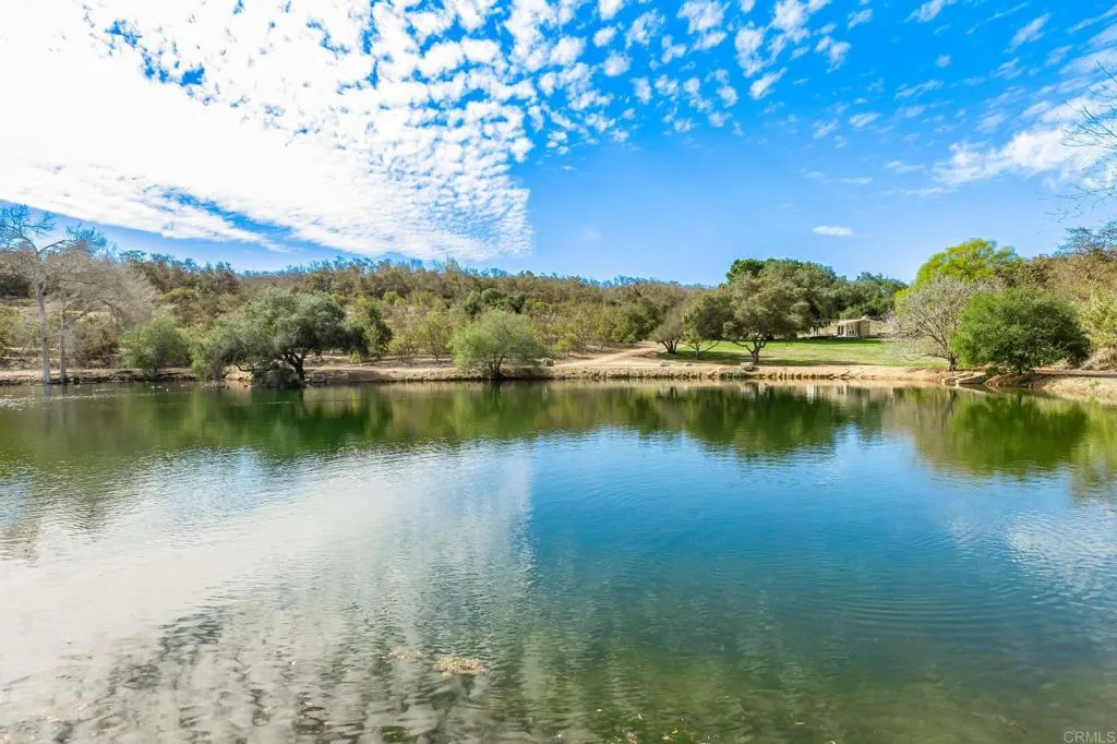 https://cdn.realtyfeed.com/cdn/127/306364604/16ebb62e8f0d831451f74a86039cb451.webp
