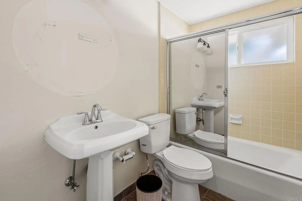 https://cdn.realtyfeed.com/cdn/127/306364604/1c093fdd7b12b42507561e30e80e6db6.webp