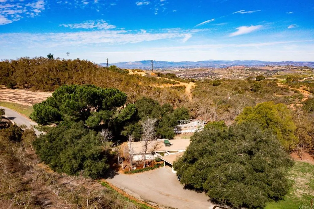 https://cdn.realtyfeed.com/cdn/127/306364604/1d216d418980a0175352a4217f26fdbe.webp