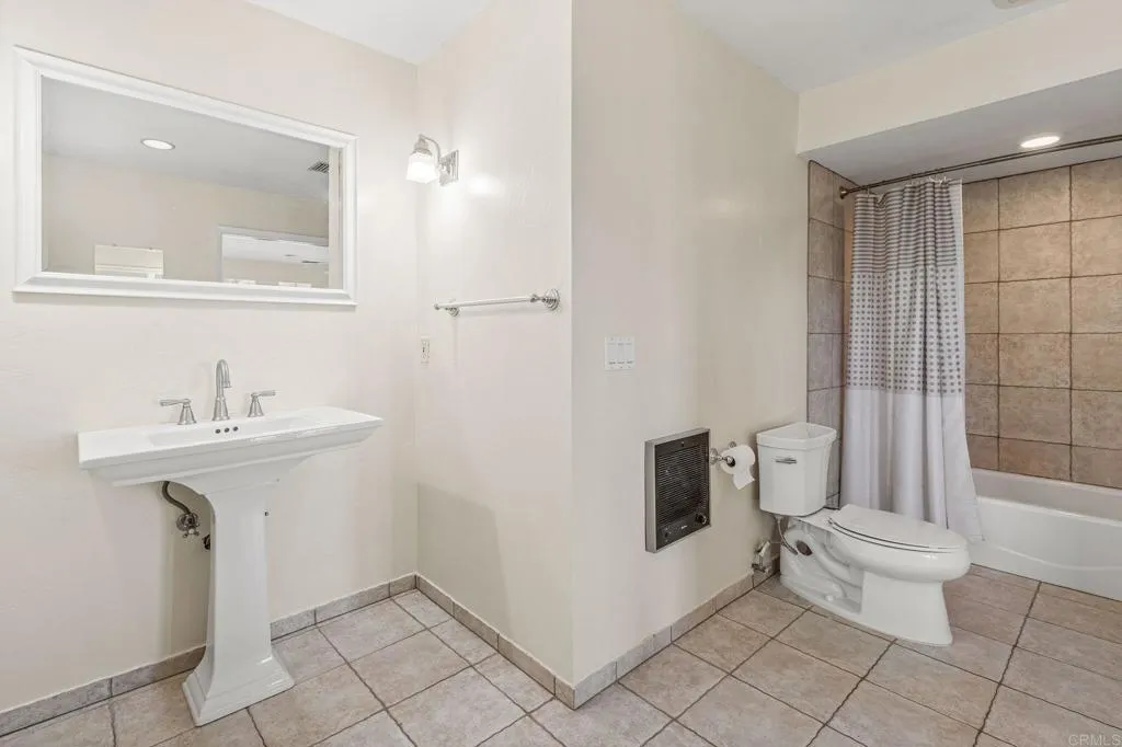 https://cdn.realtyfeed.com/cdn/127/306364604/471d8f161da5fab83e0b804cad540c02.webp