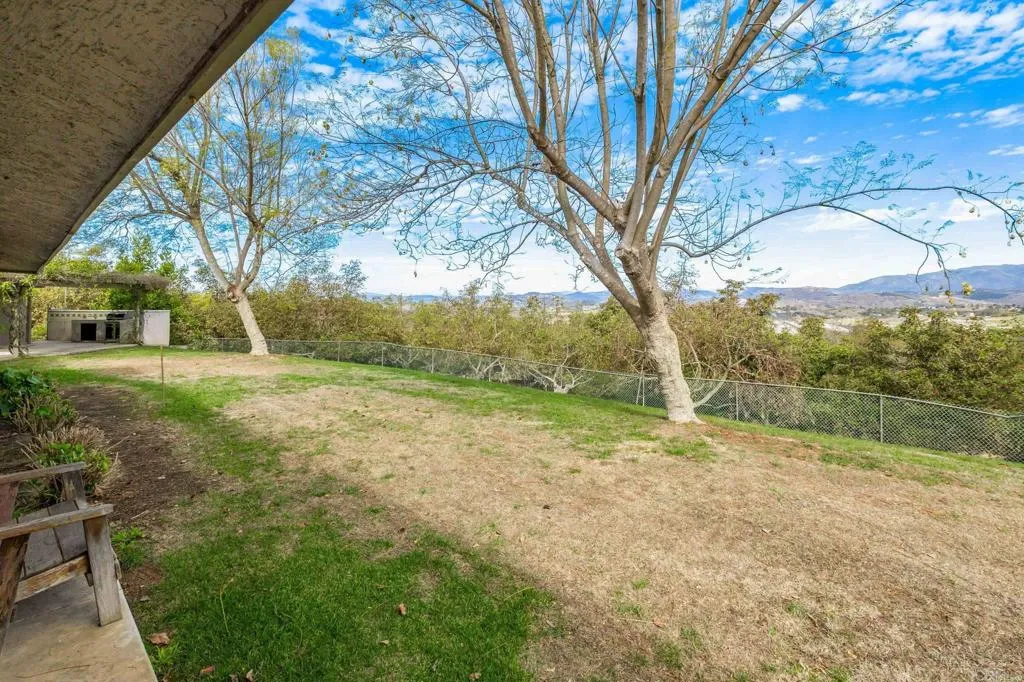https://cdn.realtyfeed.com/cdn/127/306364604/648f3978497a6981a8fe4c00e05e53c8.webp