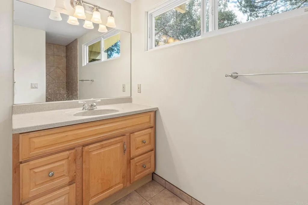 https://cdn.realtyfeed.com/cdn/127/306364604/67f7f4c3eb7163614c4f78fae4c76df8.webp