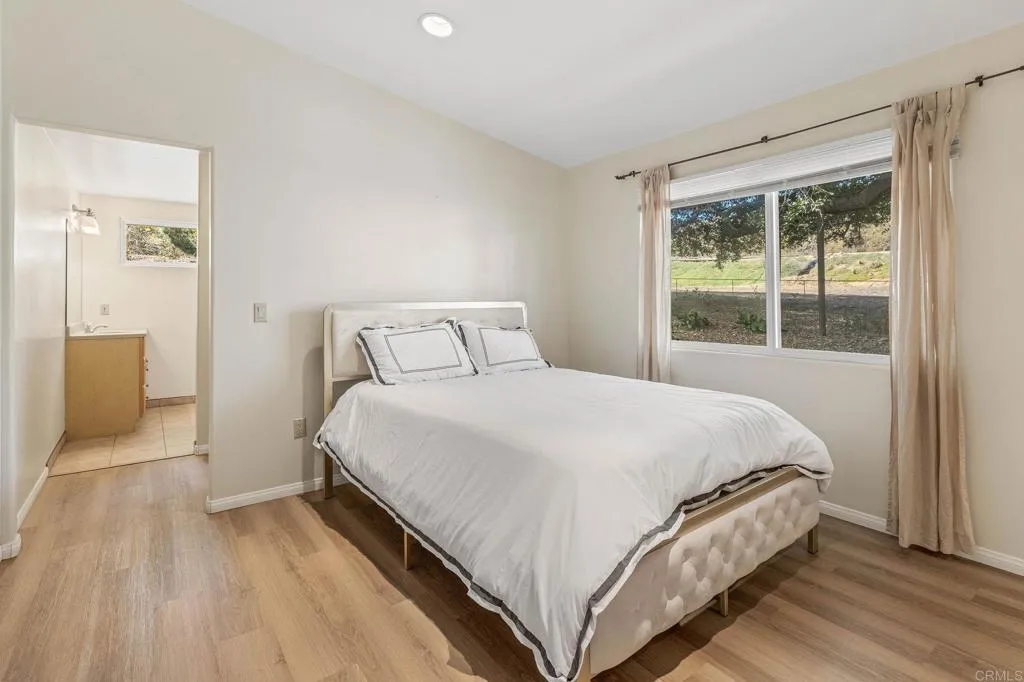 https://cdn.realtyfeed.com/cdn/127/306364604/9c535c60b98a61f565ba166b444adbfe.webp