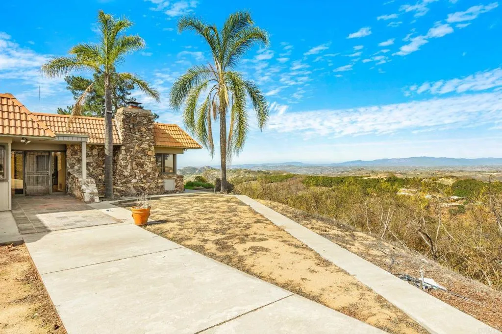 https://cdn.realtyfeed.com/cdn/127/306364604/fd3f38003815f08af125469606f21a9f.webp