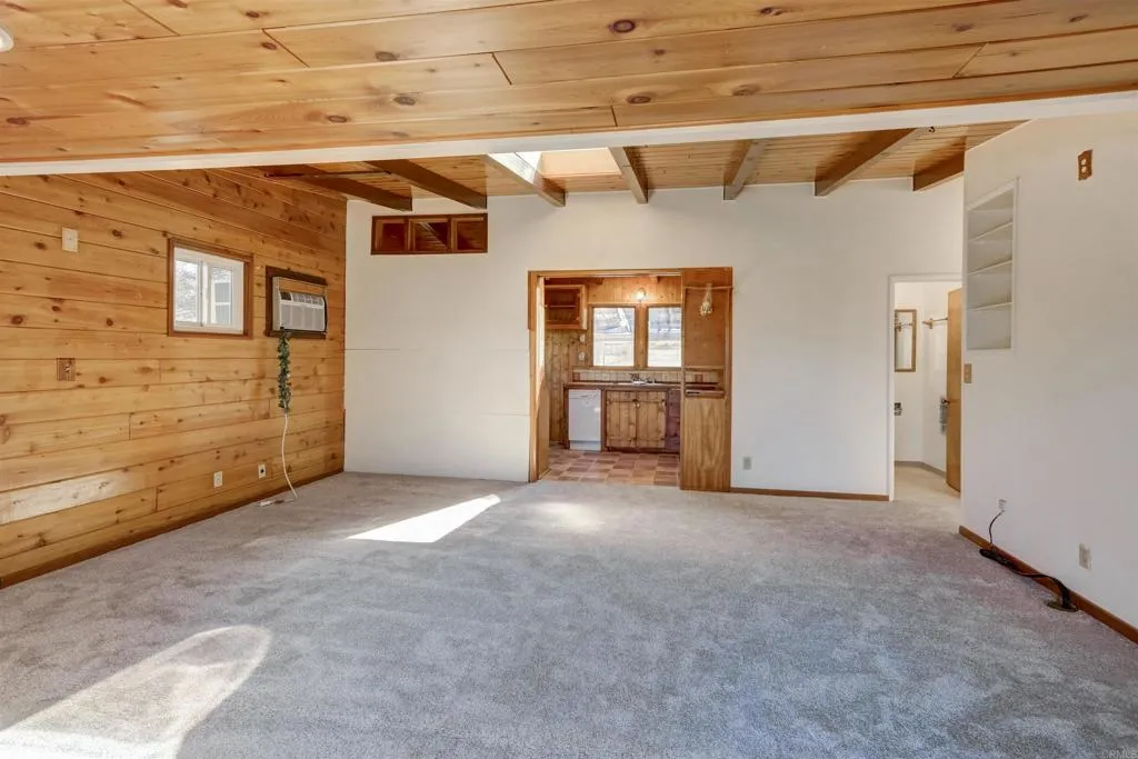 https://cdn.realtyfeed.com/cdn/127/306364629/21a9611aecef52a5fc01ed679c8aea0b.webp