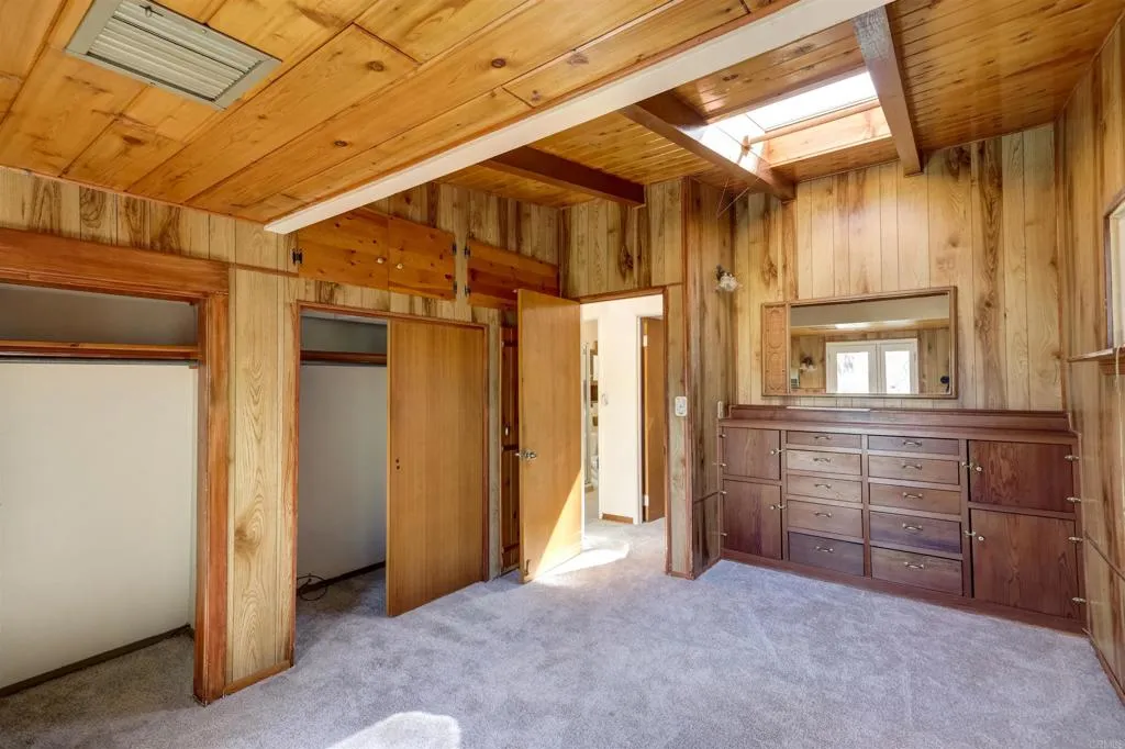 https://cdn.realtyfeed.com/cdn/127/306364629/391e59d0905edcfb403618f48ffcfd75.webp