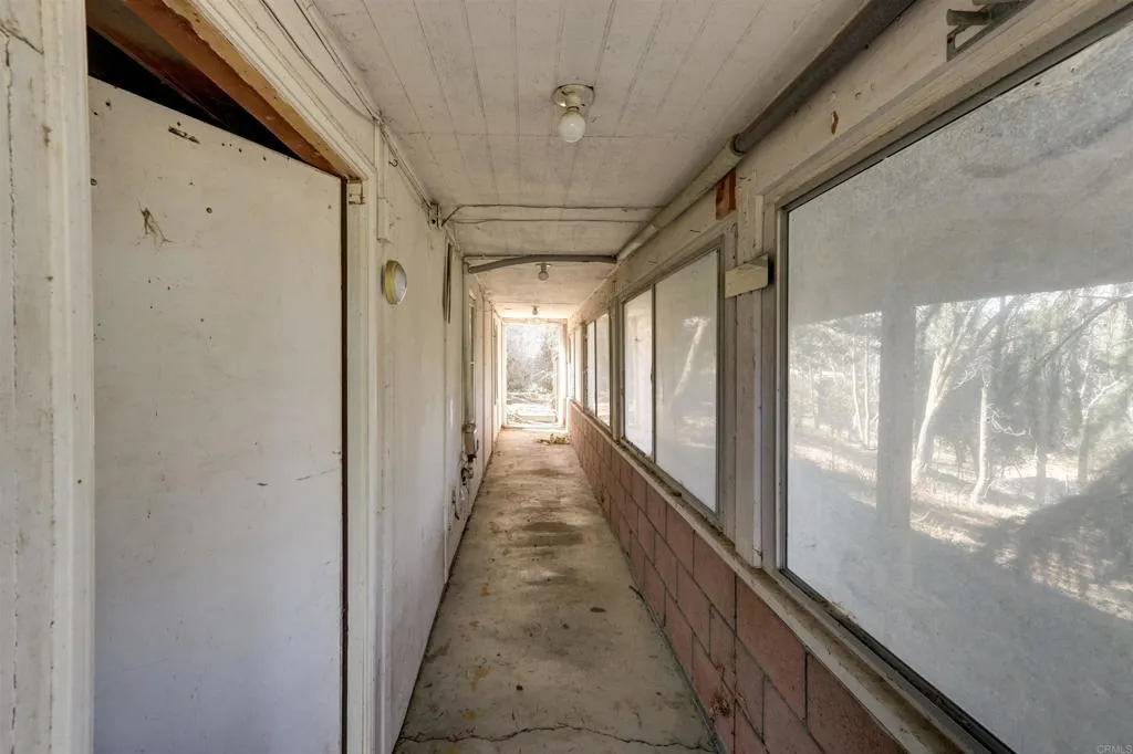 https://cdn.realtyfeed.com/cdn/127/306364629/8de4e1223396c8fbc4a07a419baccde6.webp
