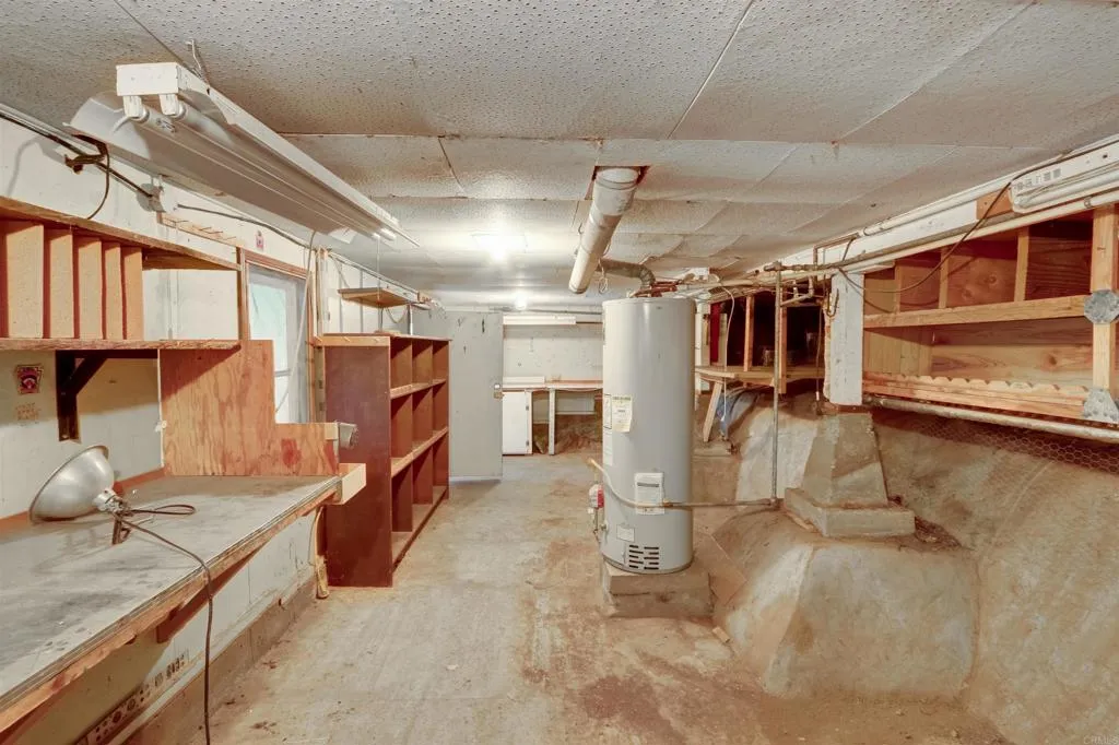 https://cdn.realtyfeed.com/cdn/127/306364629/97937da1af8be7d8ae5f0b3c9a25a5b7.webp