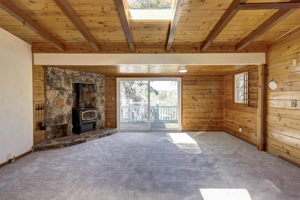 https://cdn.realtyfeed.com/cdn/127/306364629/f0a73b711d2fdc7aacab5c19cbbf444d.webp