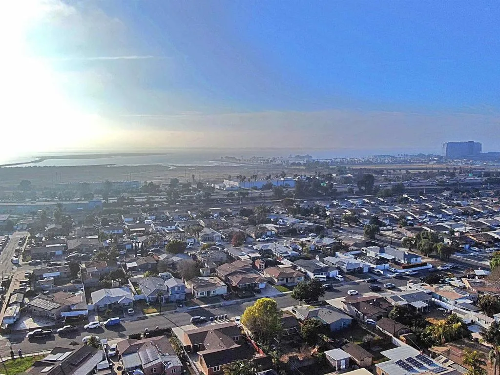 https://cdn.realtyfeed.com/cdn/127/306364840/434c23789effd317a69fad9faa39fa39.webp