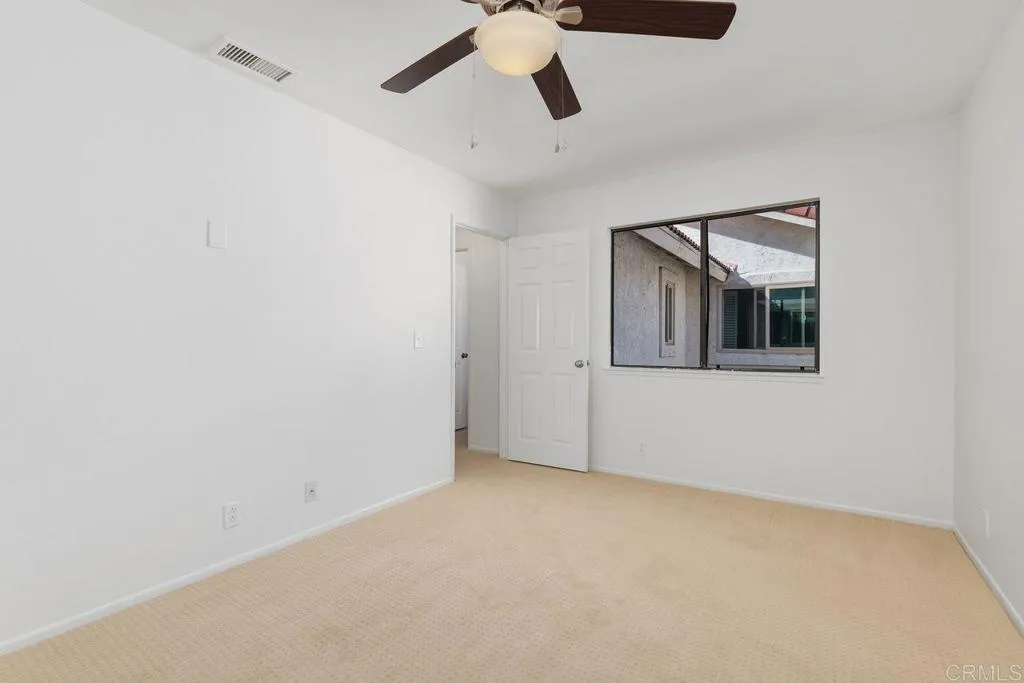 https://cdn.realtyfeed.com/cdn/127/306365070/bbd41ffa1083e4787505fb173970b083.webp