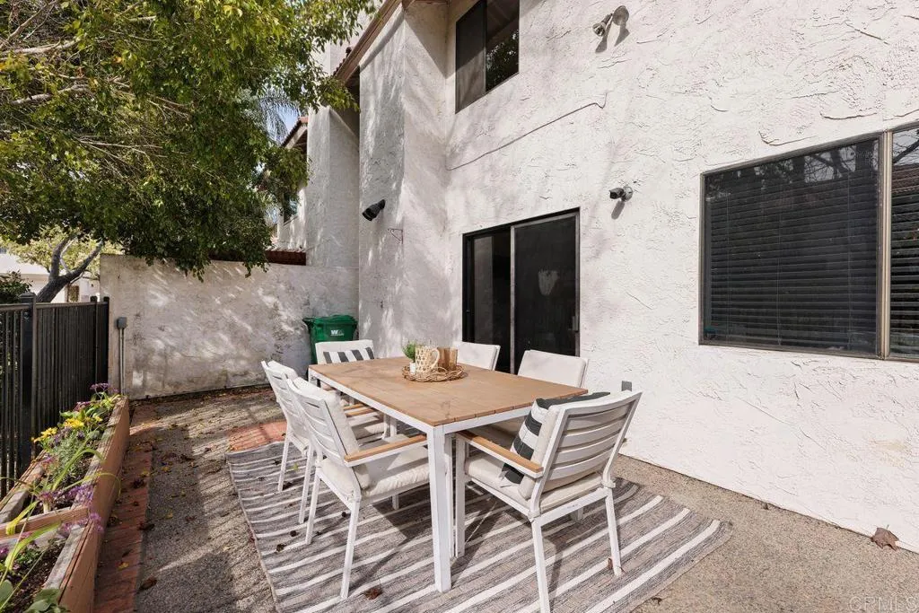 https://cdn.realtyfeed.com/cdn/127/306365070/ee68b596c89449b6ba5f77ed884fdc38.webp