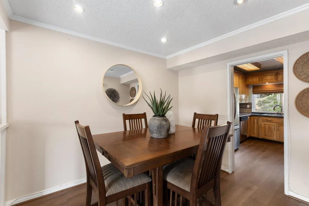 https://cdn.realtyfeed.com/cdn/127/306365169/09608ea380a5788de050c84aaf021fe4.webp