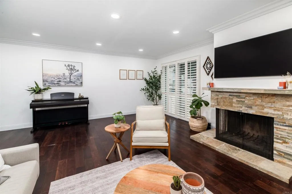 Photo #5: NDP2501463 Listing 