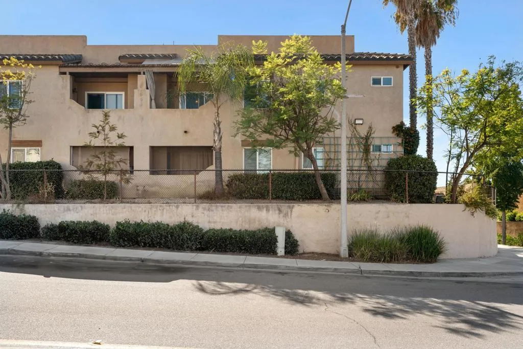 https://cdn.realtyfeed.com/cdn/127/306365465/9d0819787d2d5ca643f2e4f37c8b59b9.webp