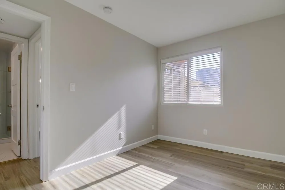 https://cdn.realtyfeed.com/cdn/127/306365593/c71d0122c6825f40bd6d903d420a1fb0.webp
