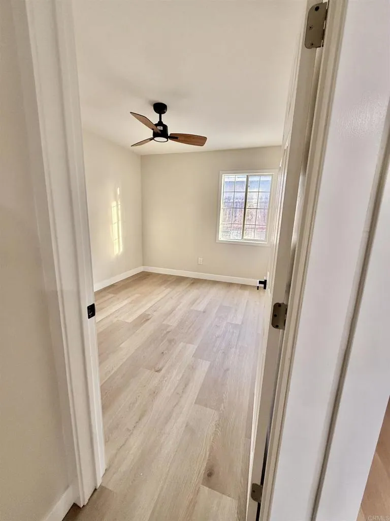 Photo #3: PTP2501155 Listing 