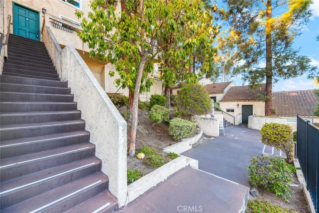 Photo #2: OC25033403 Listing 