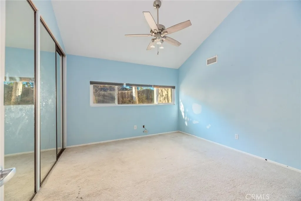 https://cdn.realtyfeed.com/cdn/127/306366106/2af930e34995d0447669bcf1d06b9b84.webp