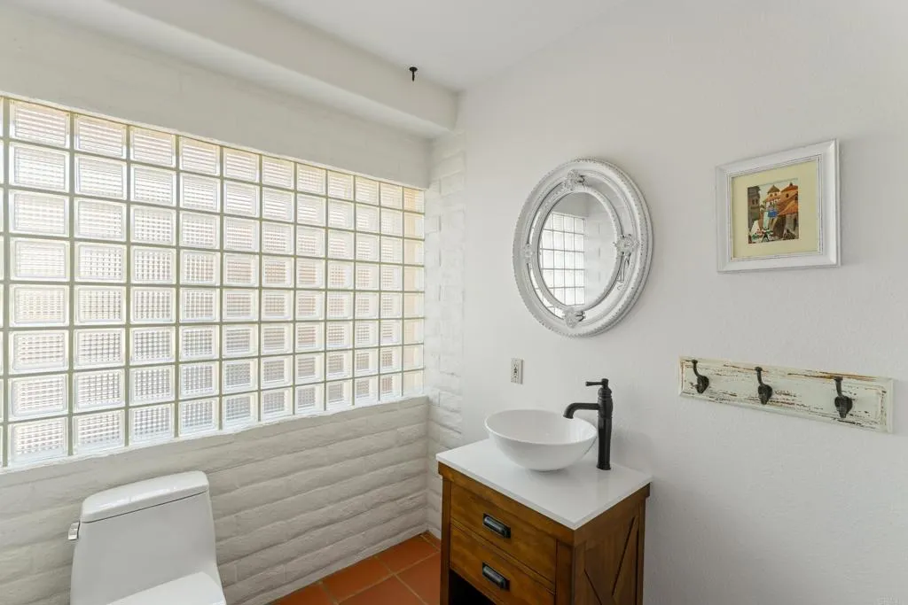 https://cdn.realtyfeed.com/cdn/127/306366197/4eab9bf95c1bd118fc5e2da99d3a5290.webp
