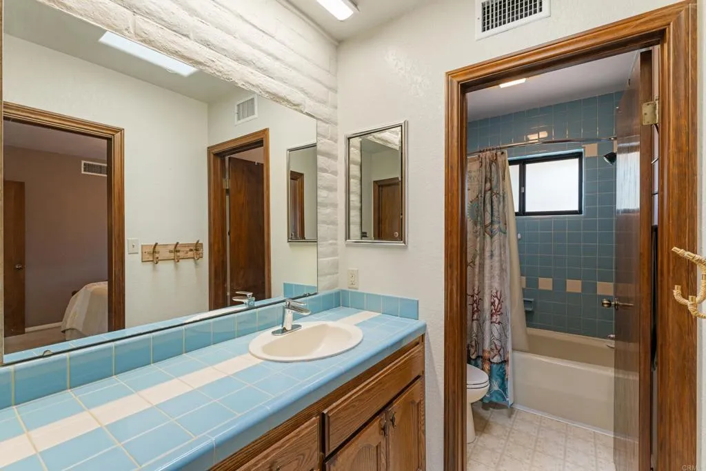 https://cdn.realtyfeed.com/cdn/127/306366197/54a10bcf28fd731af7440d837a3339fc.webp