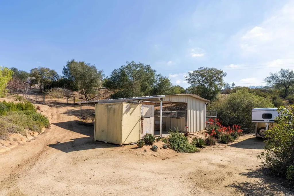 https://cdn.realtyfeed.com/cdn/127/306366197/ac7ab1d921e6878a1919a569c0b0cae5.webp