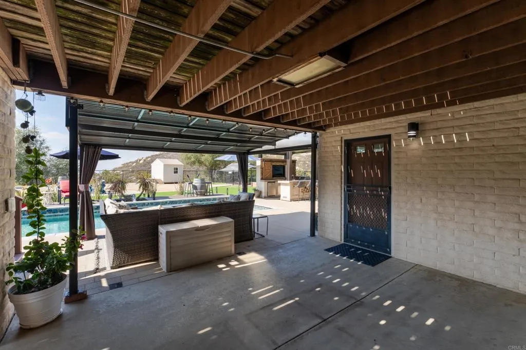 https://cdn.realtyfeed.com/cdn/127/306366197/b509d820b6abad5a4ad00589f690ccba.webp