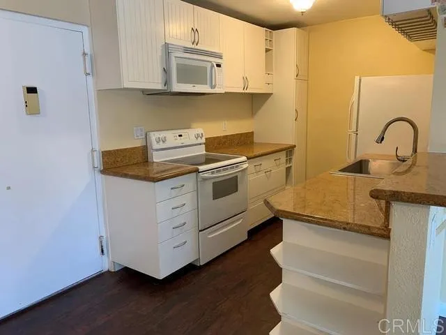 Photo #11: PTP2501191 Listing: Photo #11
