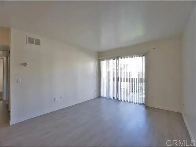 Photo #6: PTP2501191 Listing 
