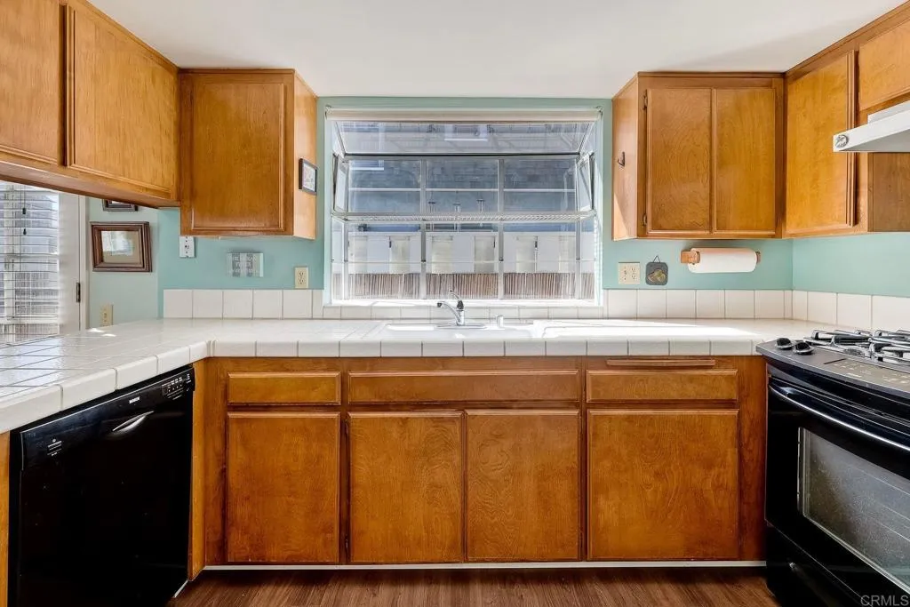 https://cdn.realtyfeed.com/cdn/127/306367205/1e3fa0ecd2363923f53fef52e590da45.webp