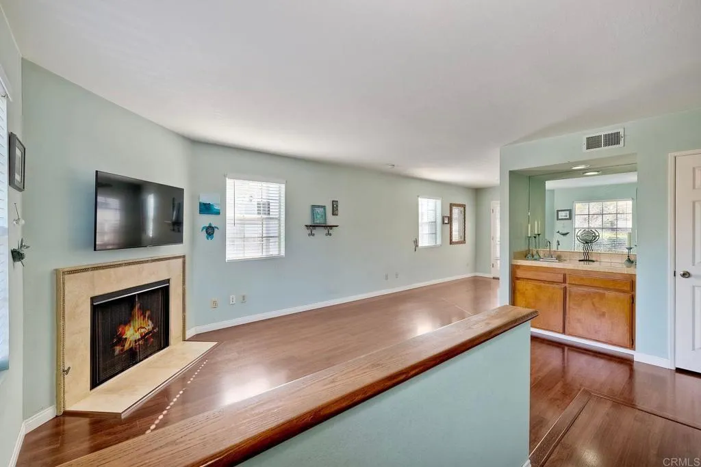 https://cdn.realtyfeed.com/cdn/127/306367205/82ba5708043de452df0f31fb8939fa5e.webp