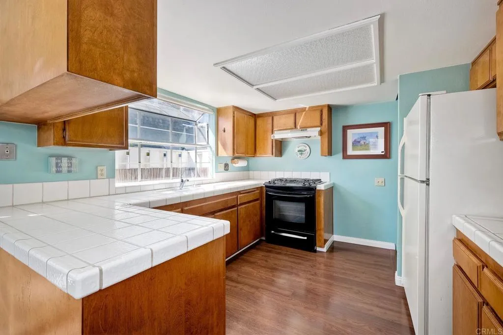https://cdn.realtyfeed.com/cdn/127/306367205/88ccbc3a9eac27c87369270a2787db5e.webp