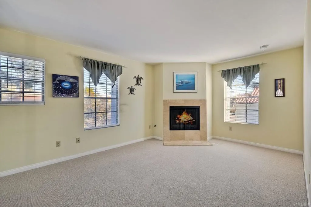 https://cdn.realtyfeed.com/cdn/127/306367205/8ba478ee8e132ee860f20120fd2cd676.webp