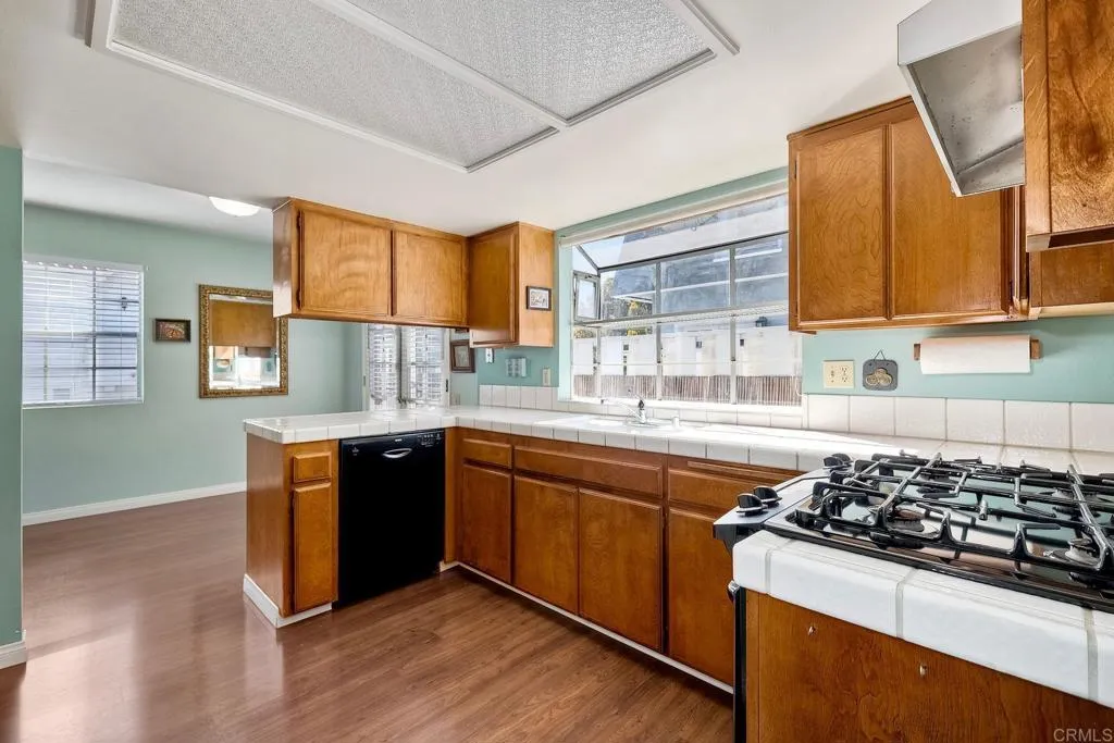 https://cdn.realtyfeed.com/cdn/127/306367205/cefd89f1cbcc3459e9dead7748480468.webp