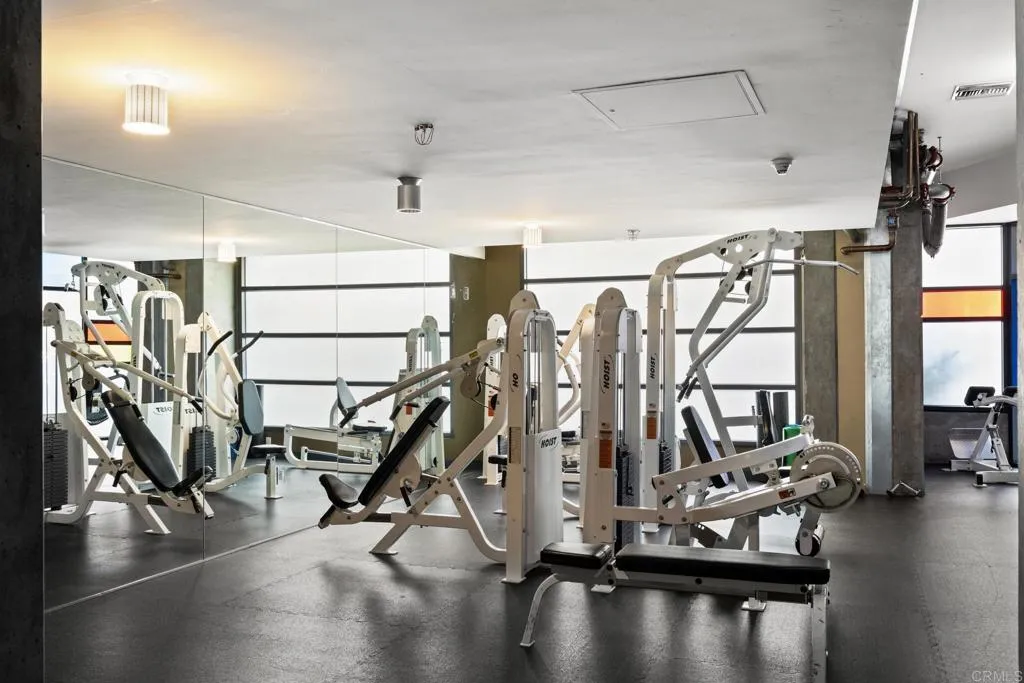 https://cdn.realtyfeed.com/cdn/127/306367464/2fd00a82d3ccae0118c82dd29596f175.webp