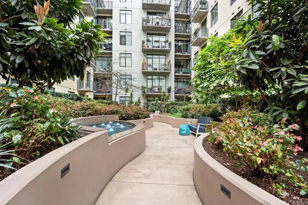 https://cdn.realtyfeed.com/cdn/127/306367464/c9e117a22aea52ce27794a2c631b138a.webp
