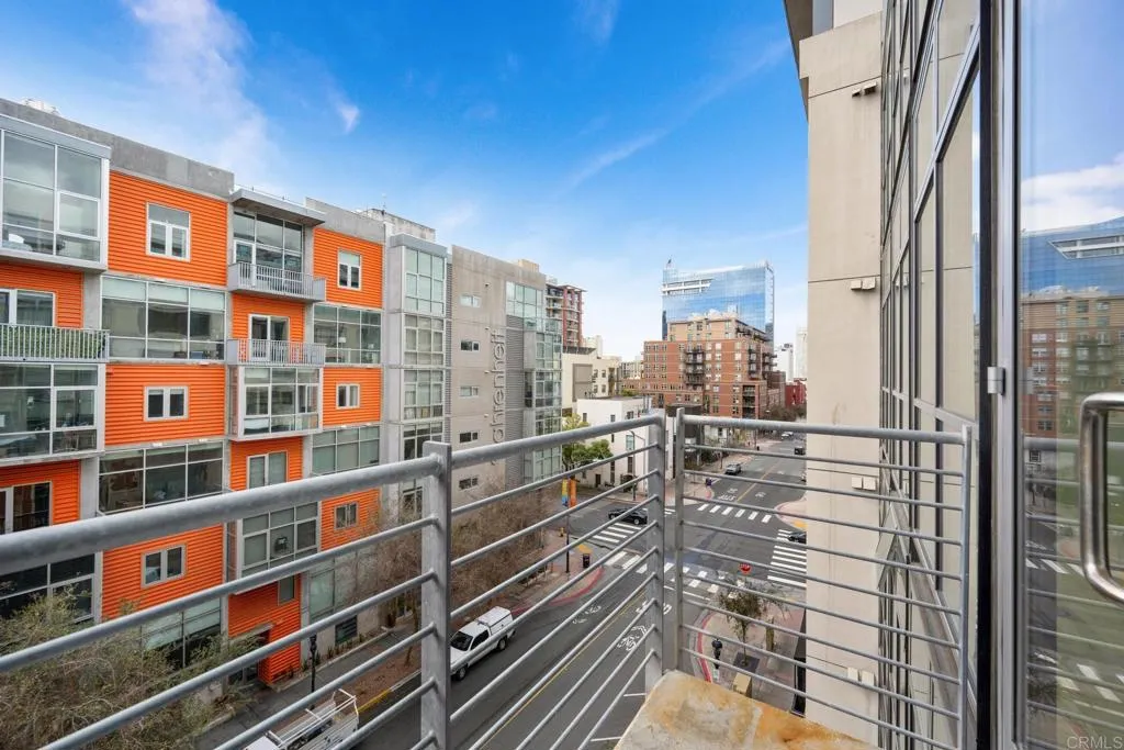 https://cdn.realtyfeed.com/cdn/127/306367464/f314bb081e858457bf8ed5c0ab09ab65.webp