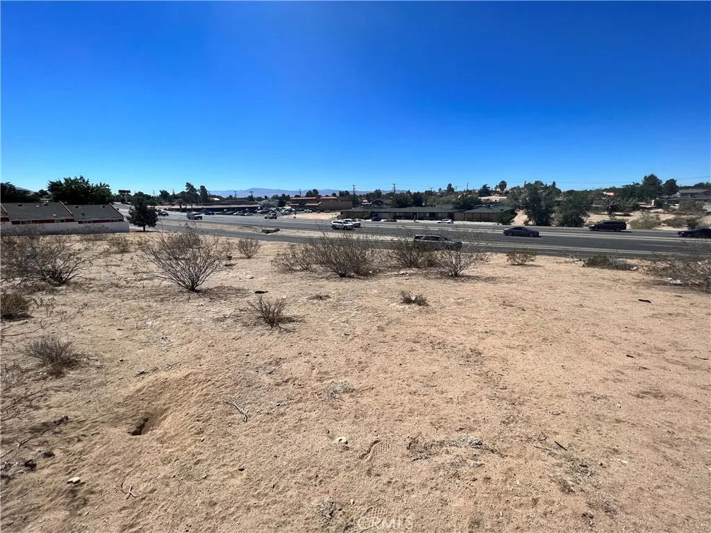 1 Highway 18, Apple Valley, Ca 92307 - Main photo, Apple Valley, CA