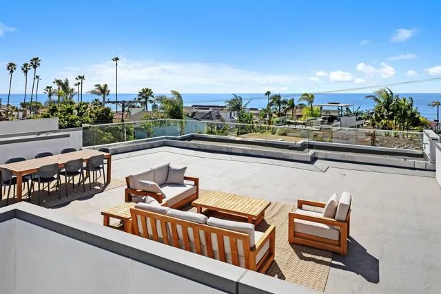 https://cdn.realtyfeed.com/cdn/127/306368199/8c27c3c25377389119bd759729487e05.webp