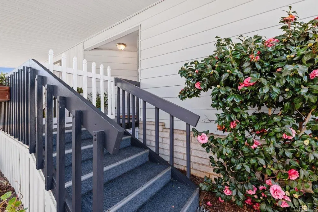 https://cdn.realtyfeed.com/cdn/127/306368620/1ed768522521111fa82af60b7536c007.webp