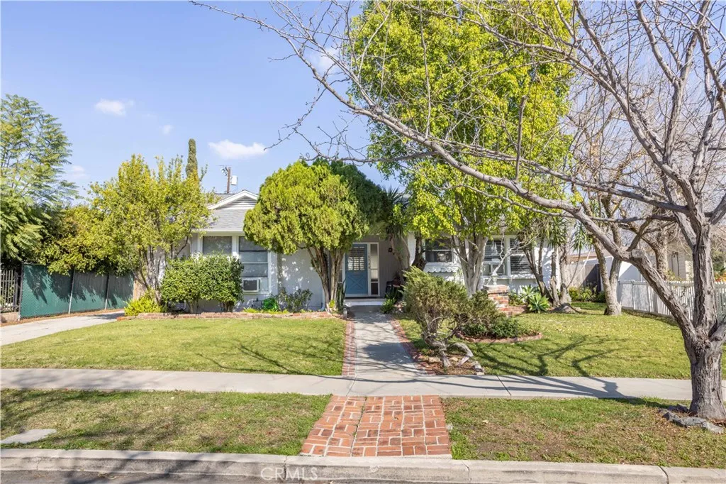 10746  Forbes Avenue