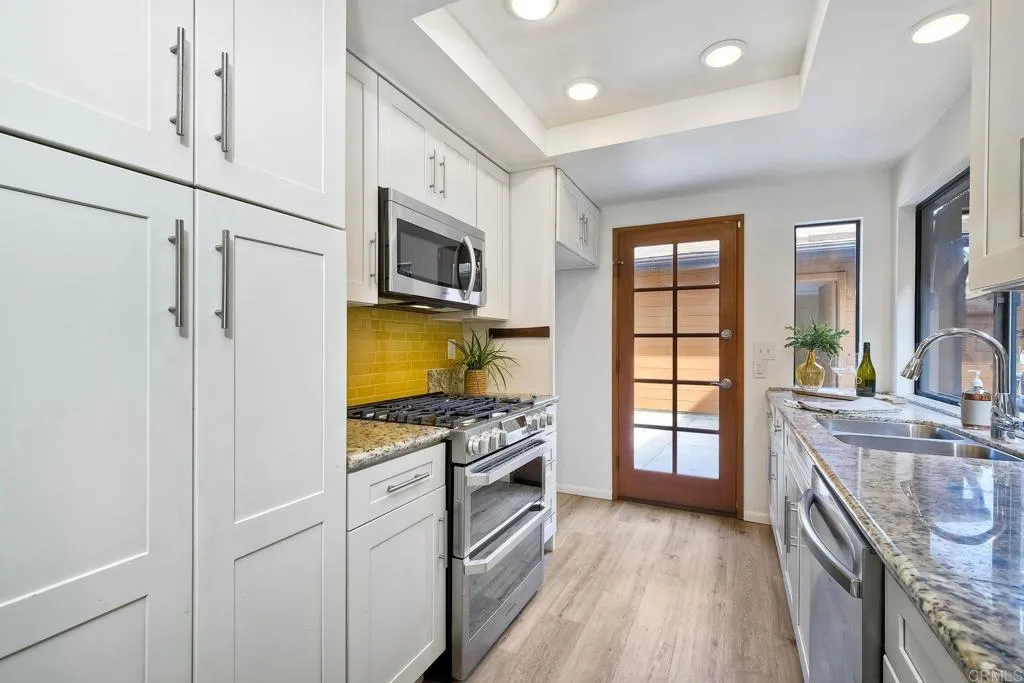 https://cdn.realtyfeed.com/cdn/127/306368785/67d6287052f6379ef7813b057b484cc0.webp