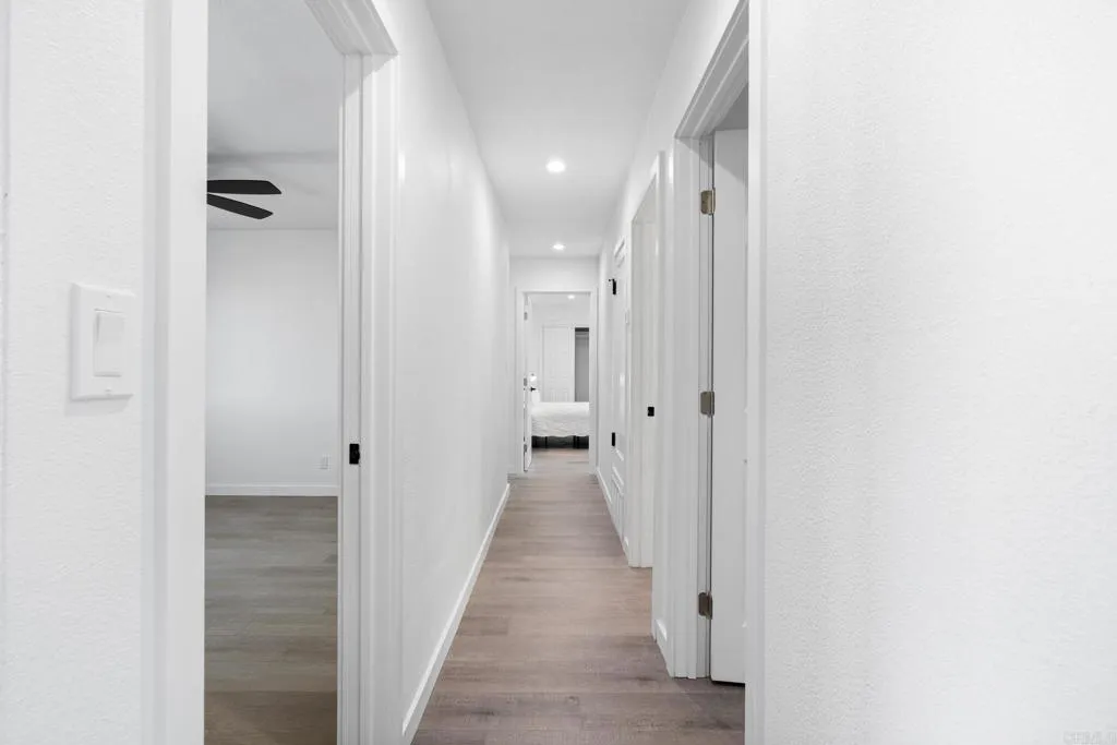 https://cdn.realtyfeed.com/cdn/127/306368786/ef4dc19606cea29e1363190ba9382434.webp