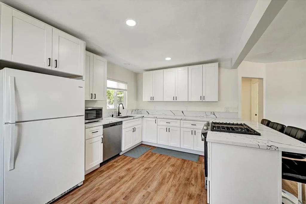 Photo #9: PTP2501265 Listing: Photo #9