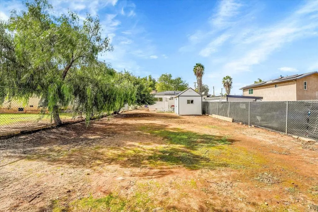 MLS: PTP2501265 Condo For Sale